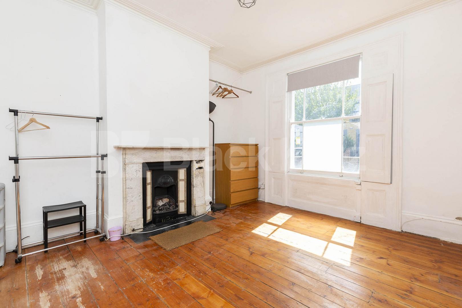5 double bedrooms 2 bathrooms and garden within a period house  Windsor Road, Holloway